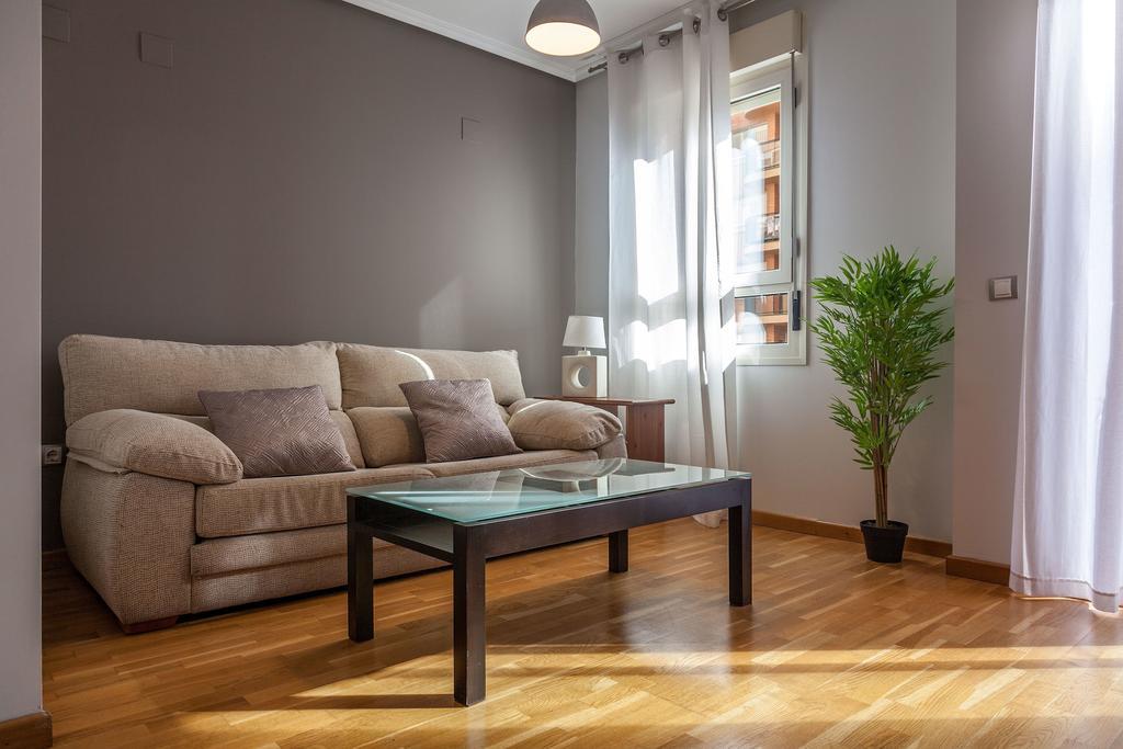 Valencia Flat Rental Swim And Paddle Rom bilde